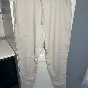 ALO Yoga Triumph Jogger Sweatpants